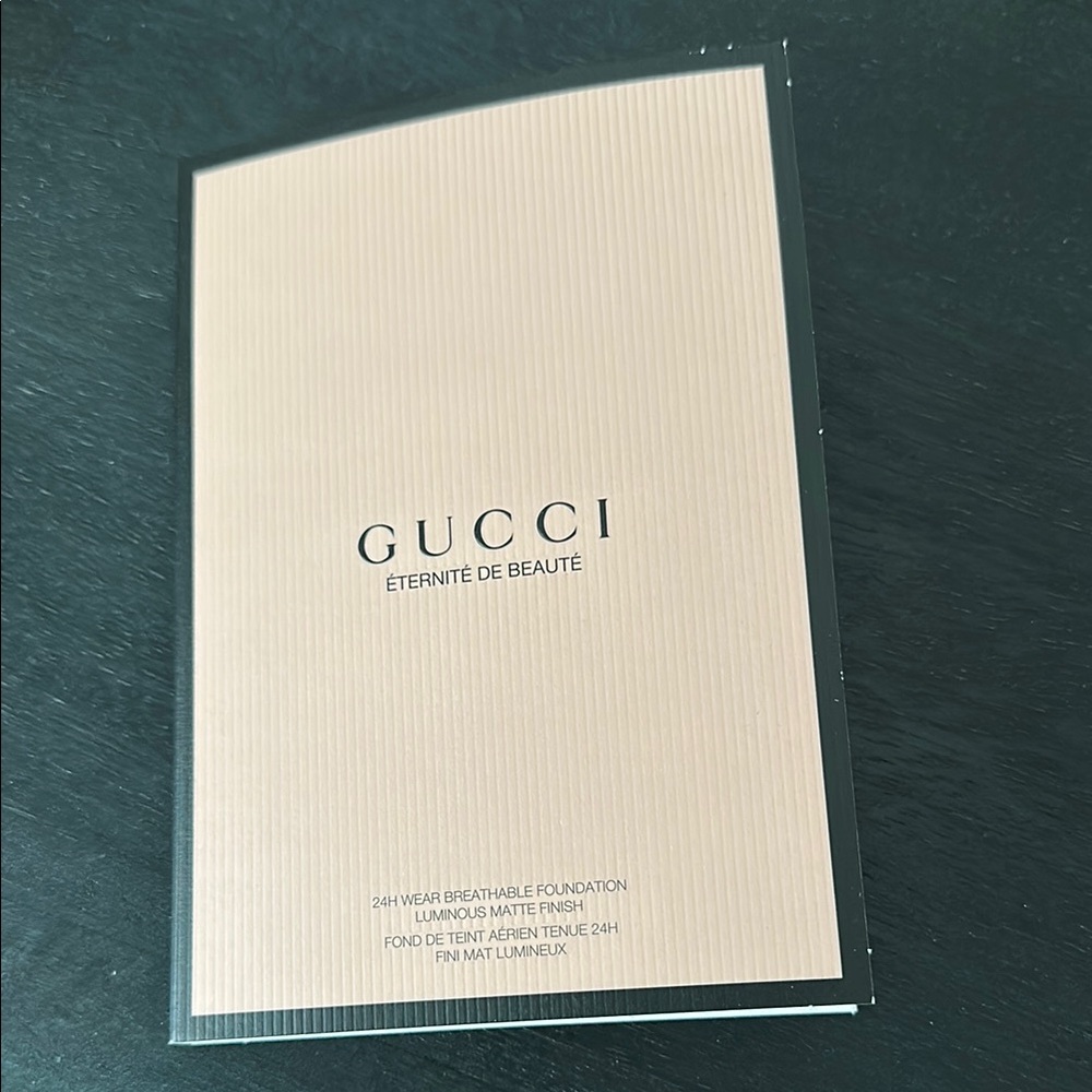 🆕 Gucci | Éternité de Beauté Foundation - sample size